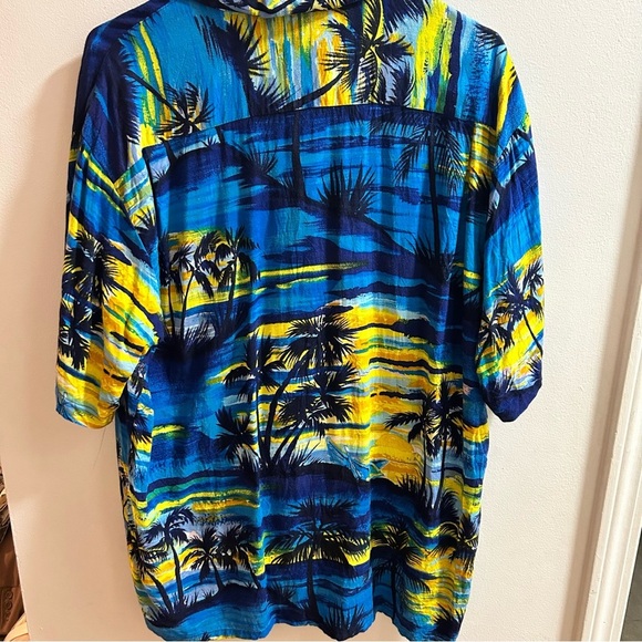 Pineapple Connection Size Large Tropical Blue and Yellow Men's Shirt - Picture 2 of 3